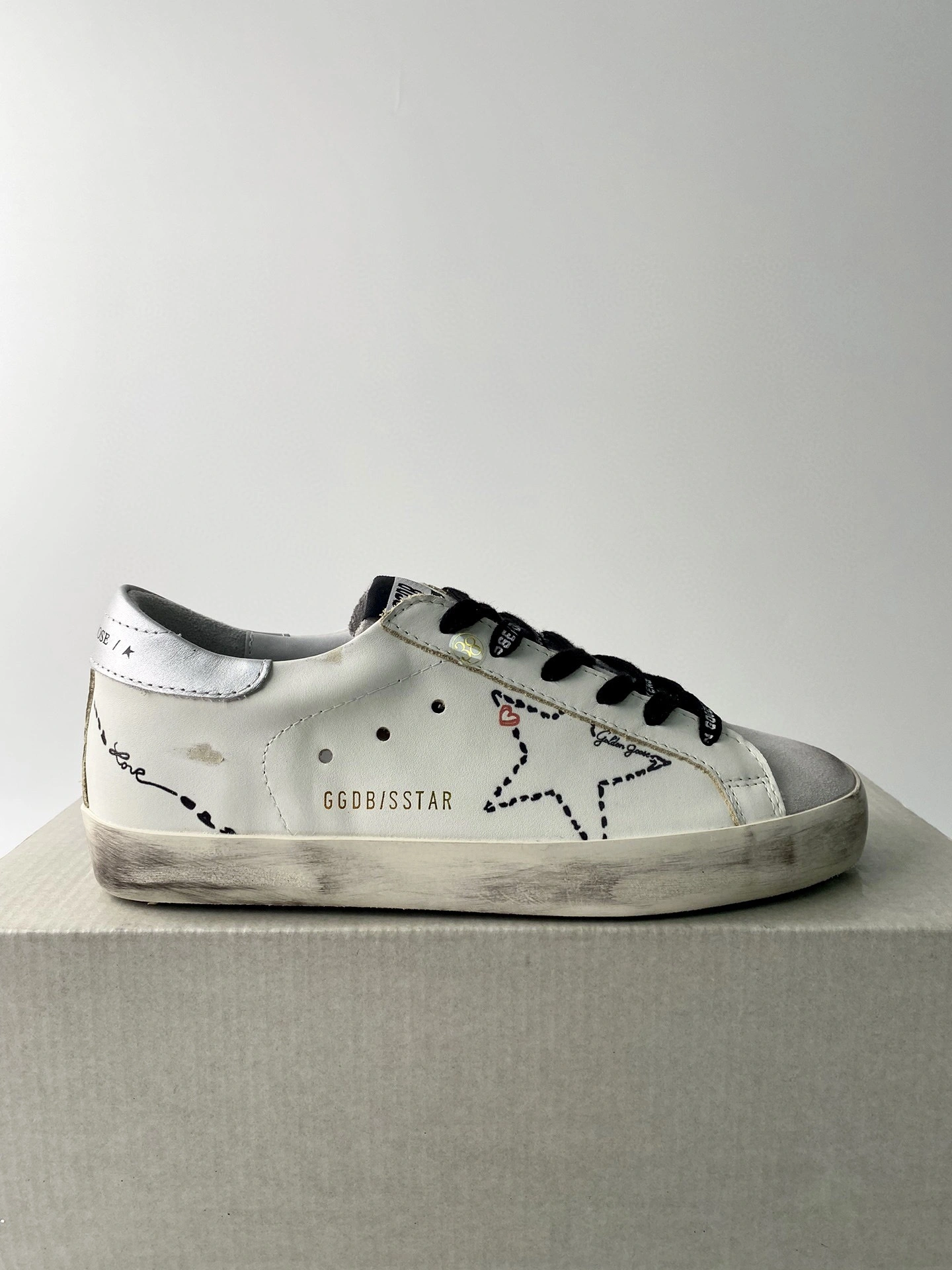 OOBB-- GMF00101.F000127.10212 cowhide item:D-X018B2814S